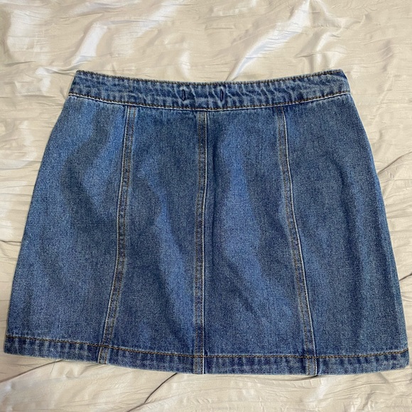 Forever 21 Denim Skirt - Picture 4 of 4
